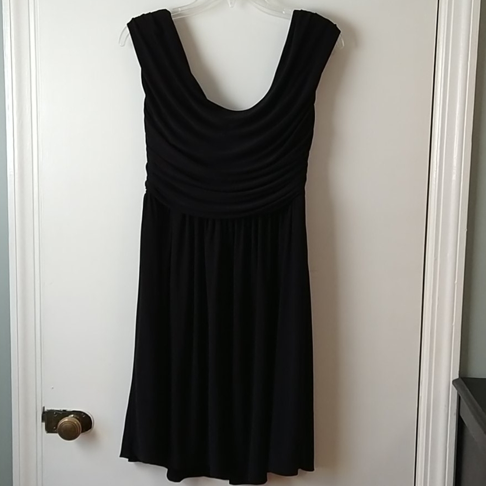 Tiana B Sleeveless Black Cocktail Dress